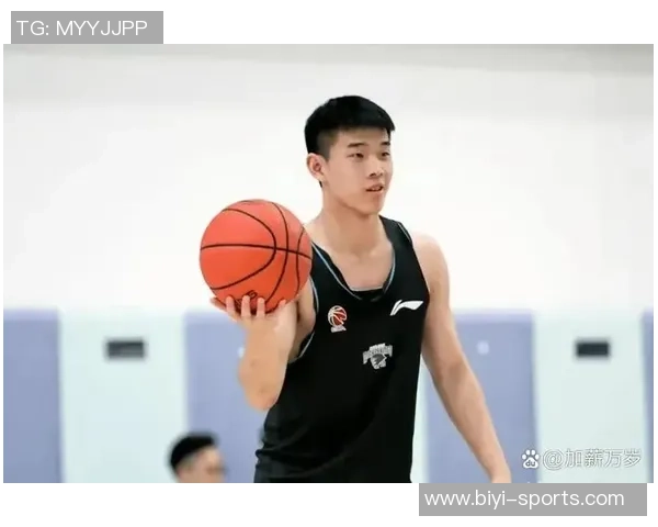 媒体人分析林葳适应教练要求打法调整逐渐顺畅不再困难